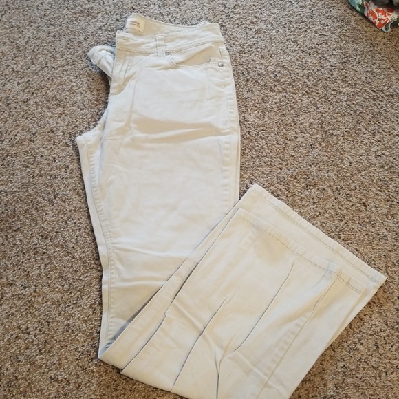 lei Pants - LEI womens Khakis lei Pants - LEI womens Khakis